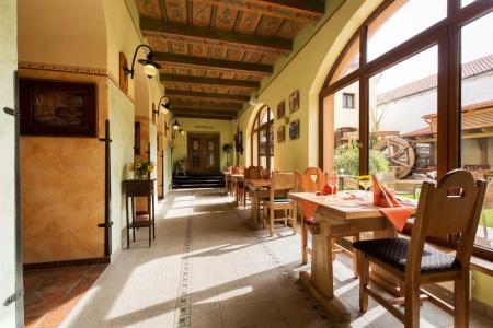 Selsky Dvur - Bohemian Village Courtyard - 29