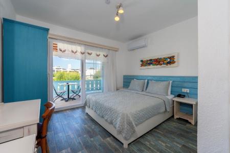 Kefi Beach & Suites - 109