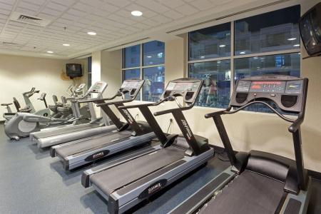 Holiday Inn & Suites, An Ihg - 15