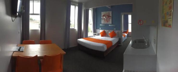 Waterfront Lodge - 78