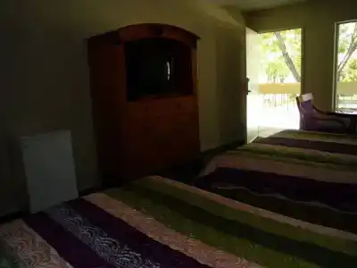 Vagabond Inn - 14
