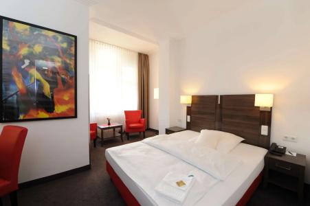 Best Western Kaiserhof - 55