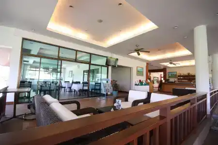 Mae Jo Golf & Spa - 1
