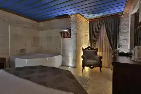 Hermes Cave - 141