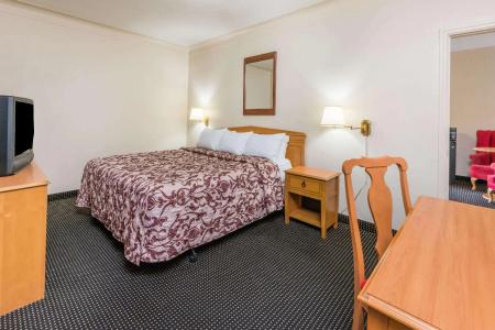 Knights Inn Ontario - 37