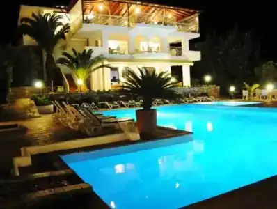 Glavas Inn - 42