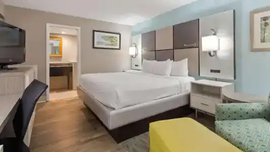 Best Western Beach Inn - 39