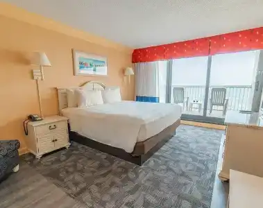 Holiday Inn Express & Suites Virginia Beach Oceanfront, An Ihg - 3