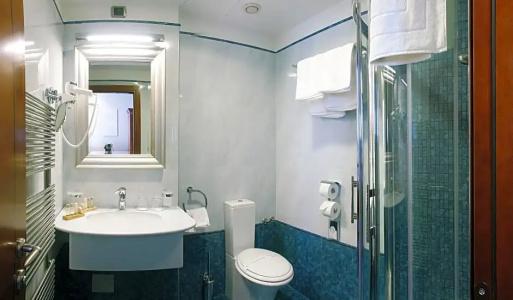 Best Western Premier Astoria - 35