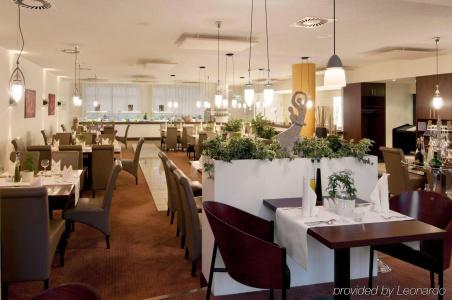 Courtyard by Marriott Dresden - 19