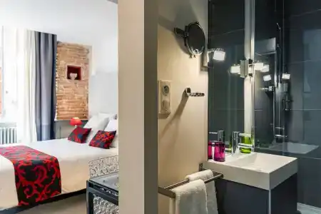 Hôtel des Arts - 47