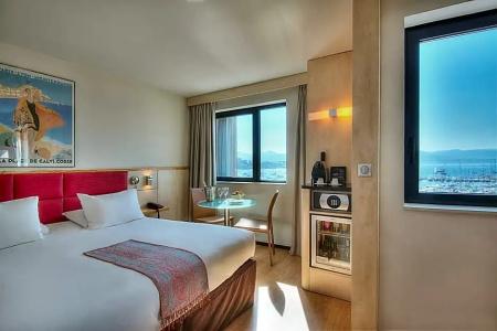 Mercure Ajaccio - 63