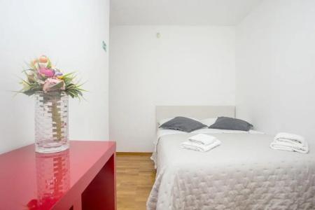 Garden Apartment - 142