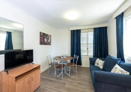 Riviera on Ruthven - 33