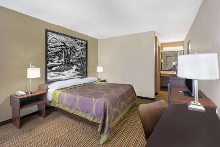 Super 8 by Wyndham North/Powell - 16