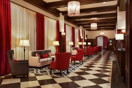 Hampton Inn & Suites - 19