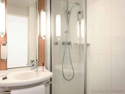 ibis Paris Canal Saint Martin - 7