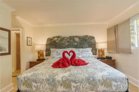 Fern Grotto Inn - 38