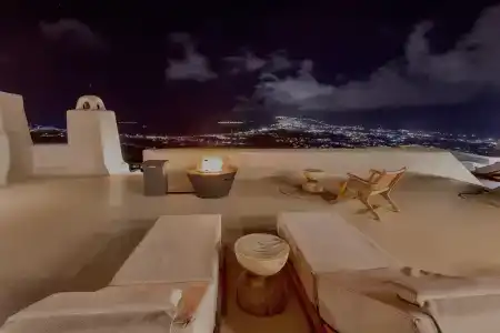 Luna Santorini Suites - 70