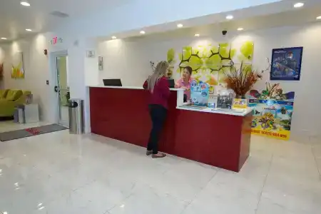 SureStay Plus by Best Western Orlando International Drive - 29