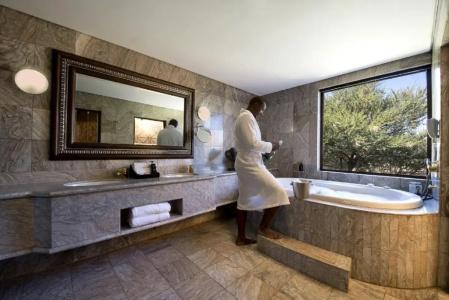 Windhoek Country Club Resort - 37