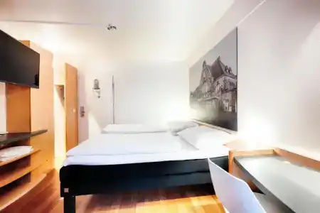 ibis Aachen Hauptbahnhof - 64