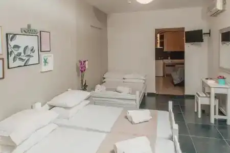 Aqua Beachfront Elegant - 78