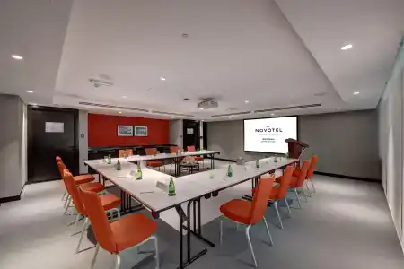 Novotel Sharjah Expo Centre - 24