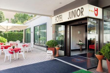 Junior - 24