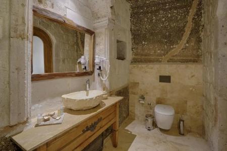 Hera Cave Suites - 80