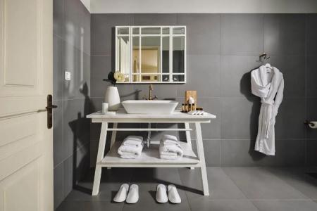 Bohemian Suites Athens - 70