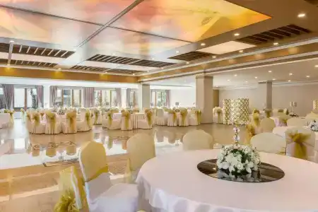 Ramada Usak - 17