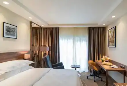 Sheraton - 52
