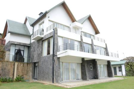 Serenus Boutique Villa - 9