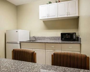 Quality Inn at Fort Gordon - 24