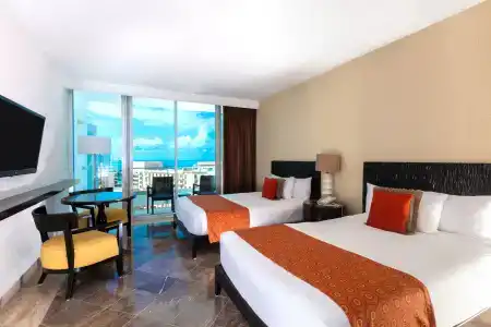 Krystal Grand Cancun - 2