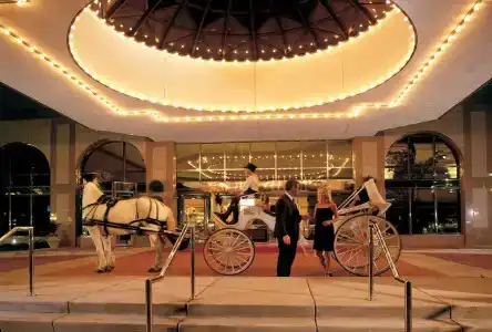 Hilton Indianapolis & Suites - 32