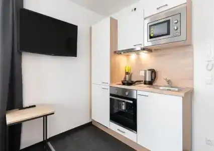 LA serviced - 29