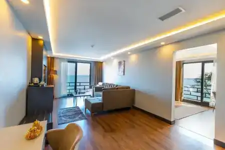 Santana Otel - 230