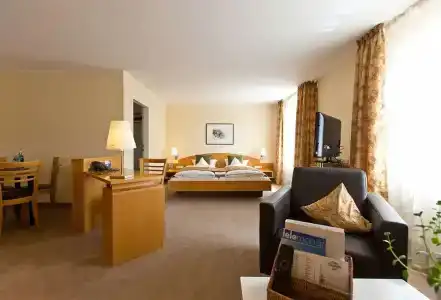 Deutscher Hof - 66