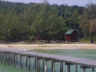 Sandy Beach Bungalows - 23