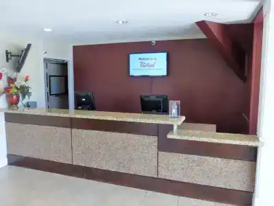 Red Roof Inn Airport - 1