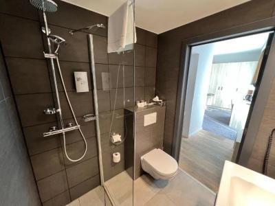 Best Western Royal Centre - 41