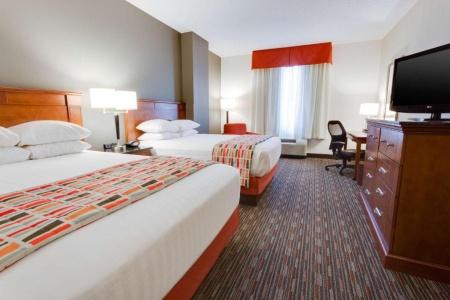 Drury Inn & Suites - 52
