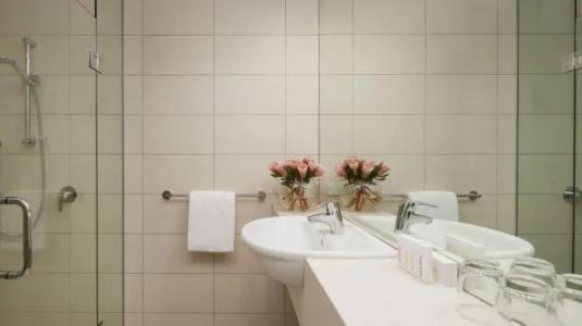 Rydges Latimer - 106