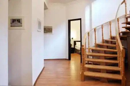 Corner - 15