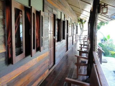 Namkhong Guesthouse and Resort - 13