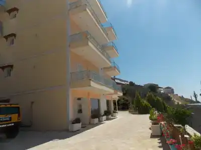 Miracle Saranda - 0