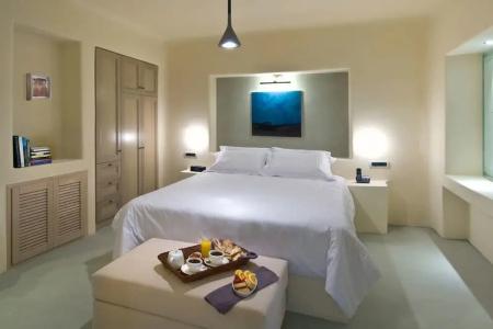 Voreina Gallery Suites - 78