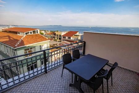 Grand Balyan & Restaurant - 110